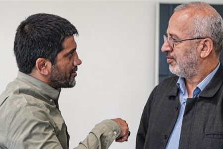 تلاش استاندار قم برای پیشرفت ورزش قهرمانی