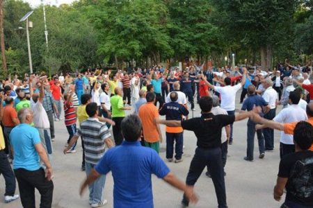 دولت سیاست های خود رادر حوزه وزارت ورزش وجوانان اصلاح کند/ورزش وزندگی