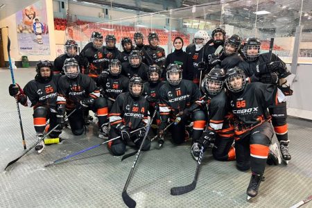 هاکی روی یخ امارات؛ دختران ایران نایب قهرمان شدند/ورزش وزندگی