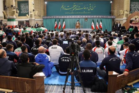 ایران قوی ورزش قوی می خواهد  مسئولین الگو بگیرند