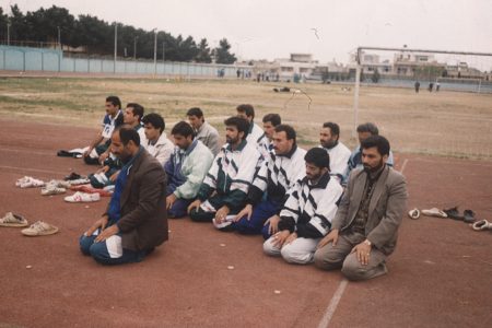 ورزش در کنار معنوت موجب تعالی انسان می شود.