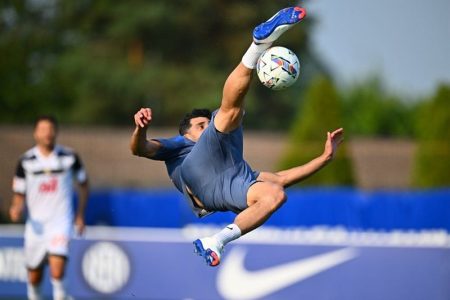 مهاجم تیم ملی فوتبال کشورمان در اولین بازی خود برای اینتر دو گل به ثمر رساند.