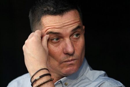 اوسمار سرمربی پرسپولیس شد